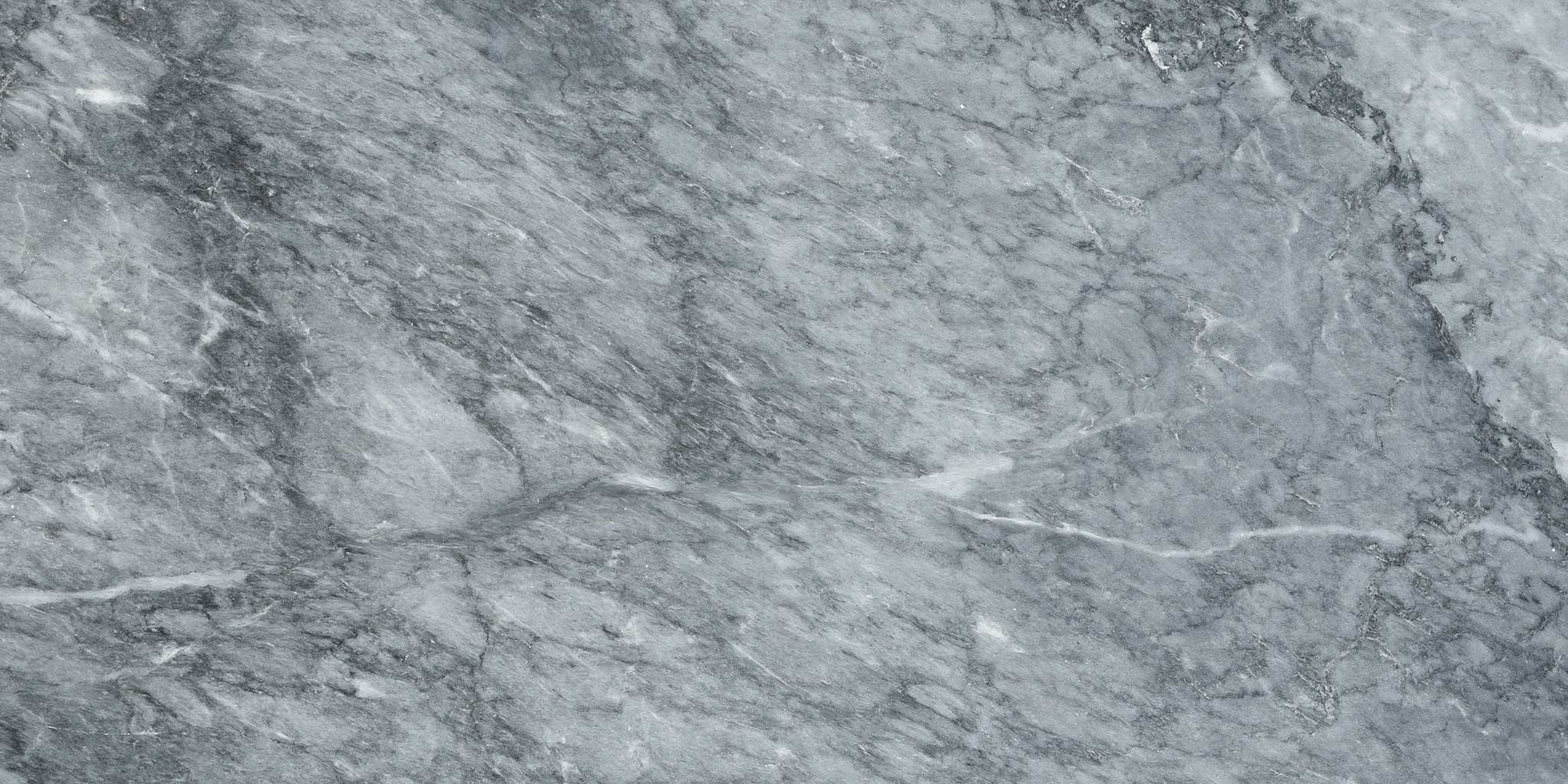 Aqua Intenso 18x36 | Tile Masters