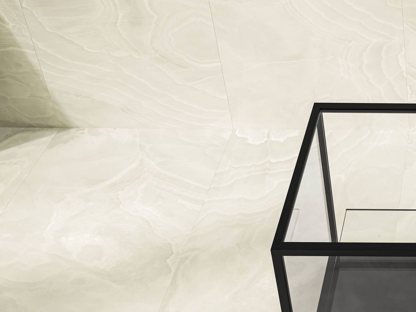 Lustra 1 | Tile Masters