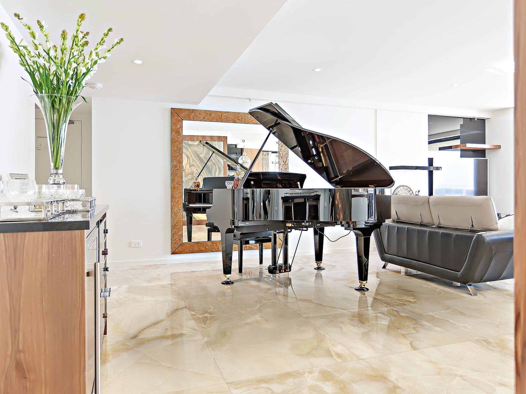 Romance Beige 1 | Tile Masters